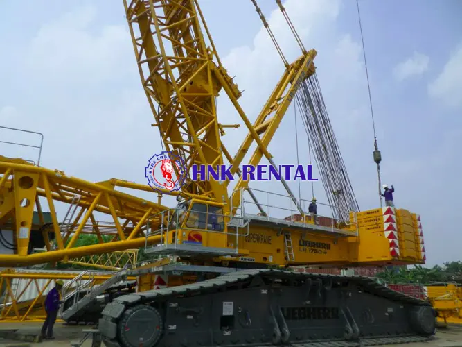  Sewa Unic Crane  jember kota